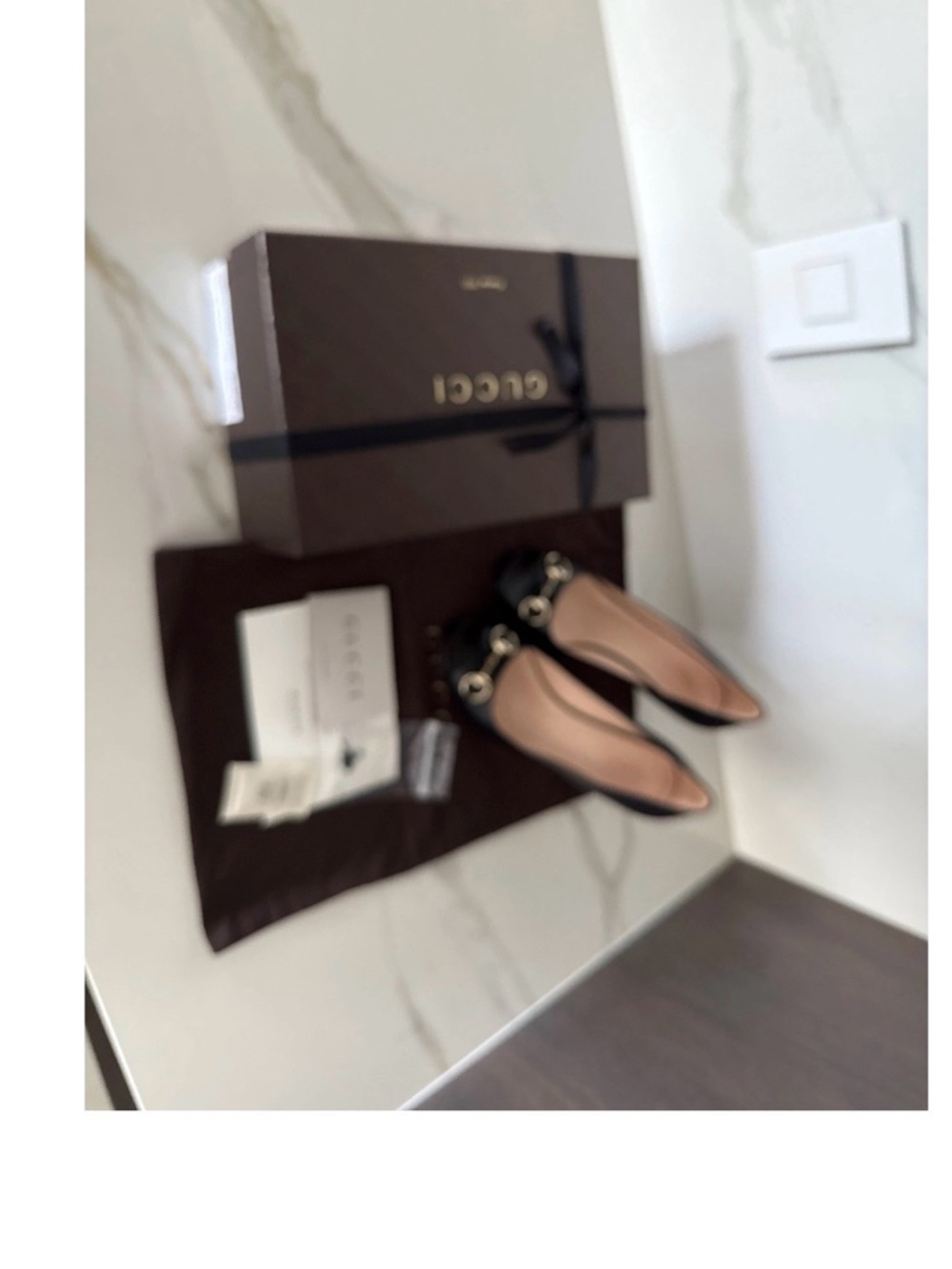 Gucci Black Leather Horsebit Flats with Nude Insolen - Picture 5 of 9